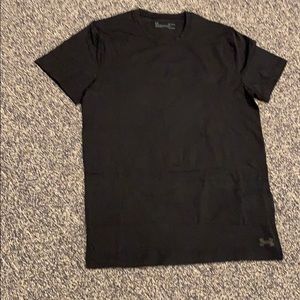 Under armor tee shirt